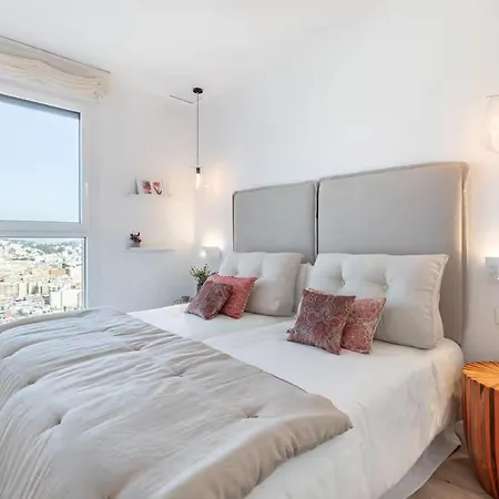 Skyline 7 Pool & Parking Free Málaga