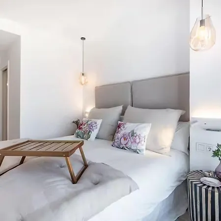 Skyline 7 Pool & Parking Free *